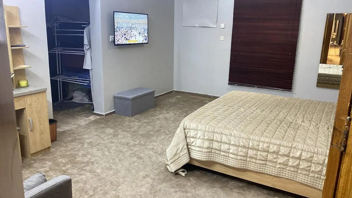 8 Beds Makkah Full Home Mekke